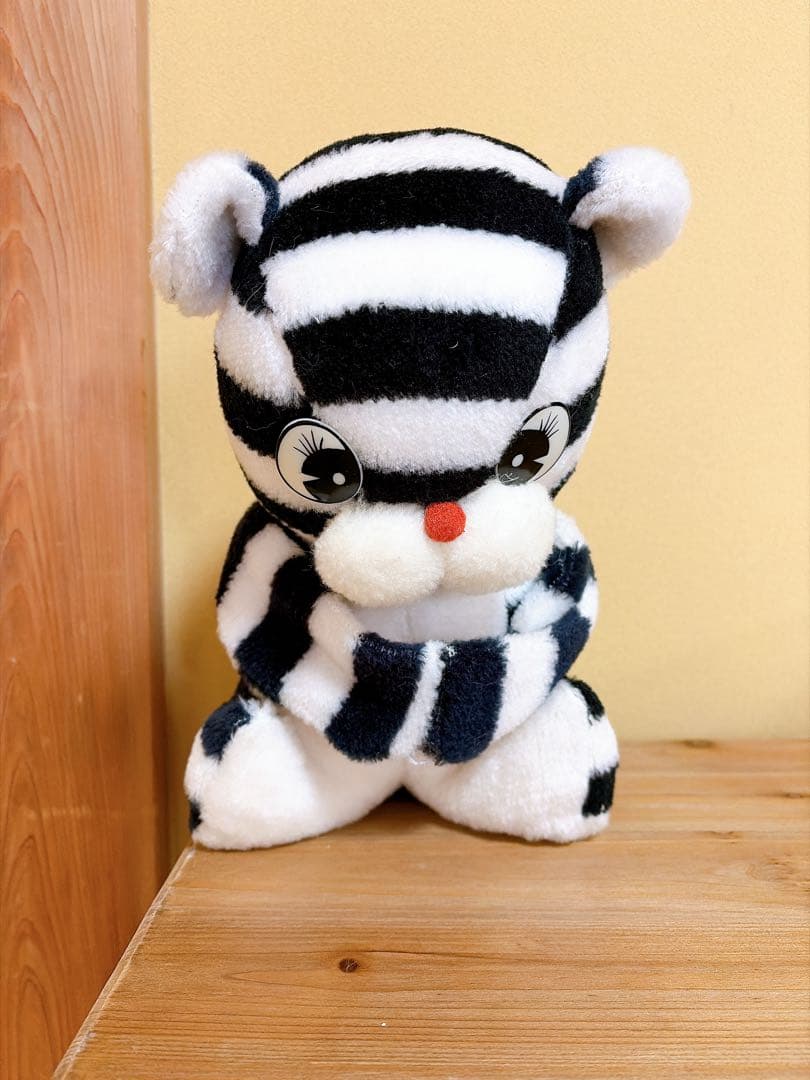 昭和レトロポップ　トラ　ぬいぐるみ レトロップス おすましコトラちゃん 三英貿易 トラ ぬいぐるみ 昭和