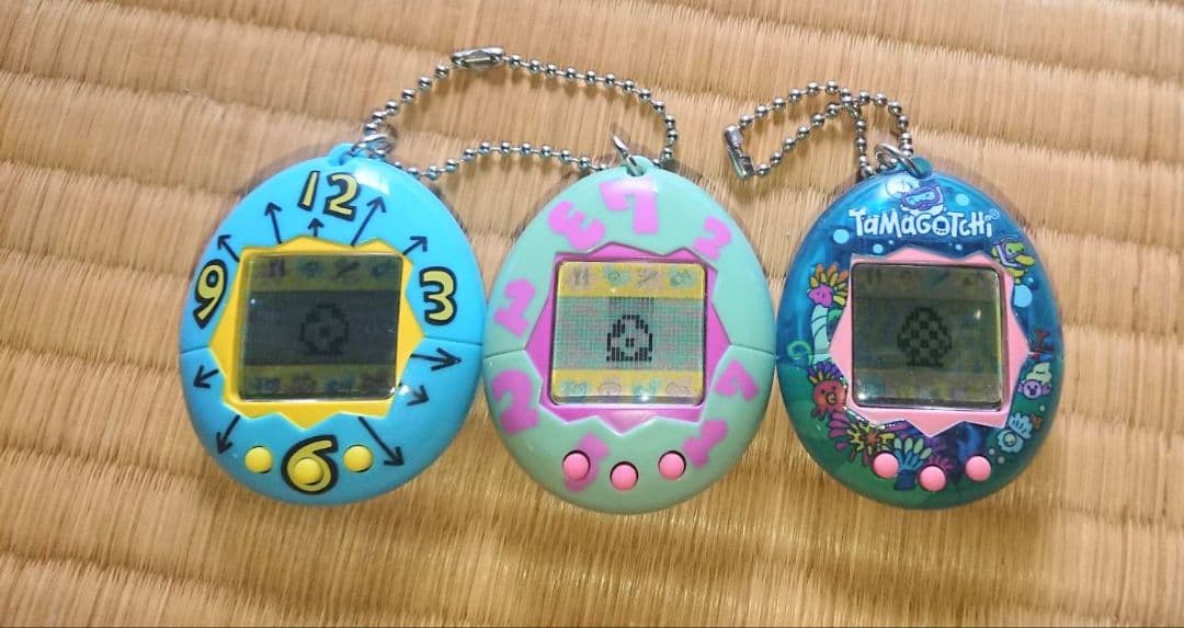 Tamagotchi 3個セット デジタルペット Amazon.co.jp: Original Tama Ocean Shell | Original Cyber Pet 90s