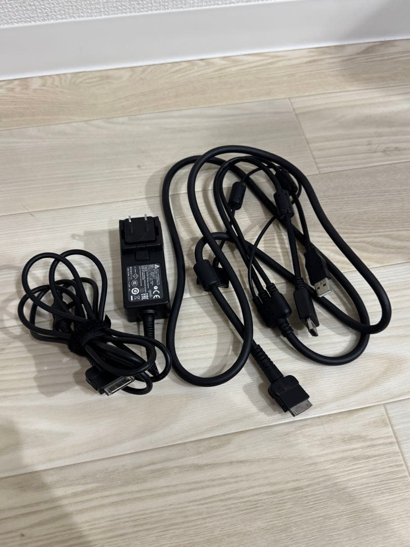 Cintiq13HD 用3in1ケーブル&ATJ-A328+ADP-30VH A Cintiq13HD 用3in1ケーブル&ATJ-A328+ADP-30VH A - メルカリ