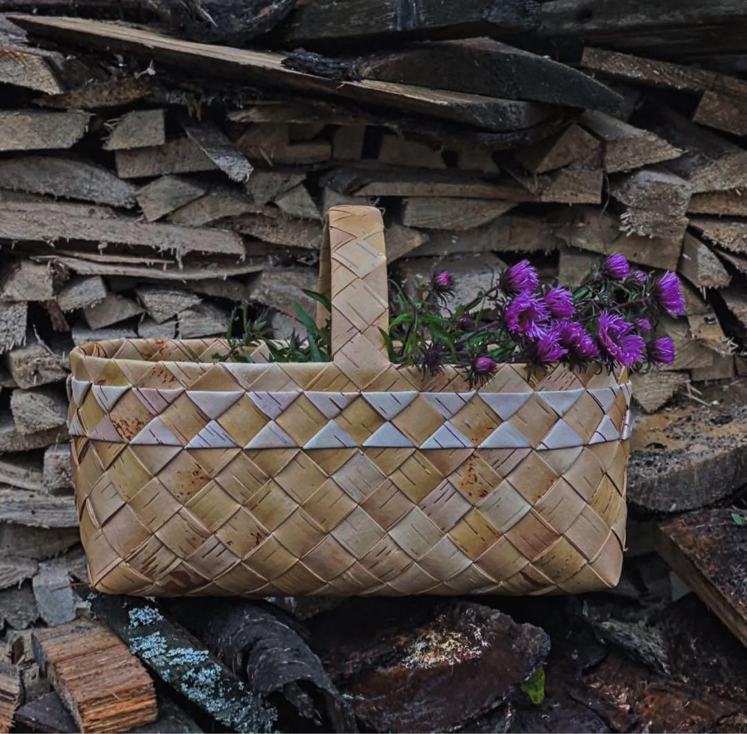 希少な白樺かご！1点のみ ロシアSvetlana作 白樺のかご - メルカリ