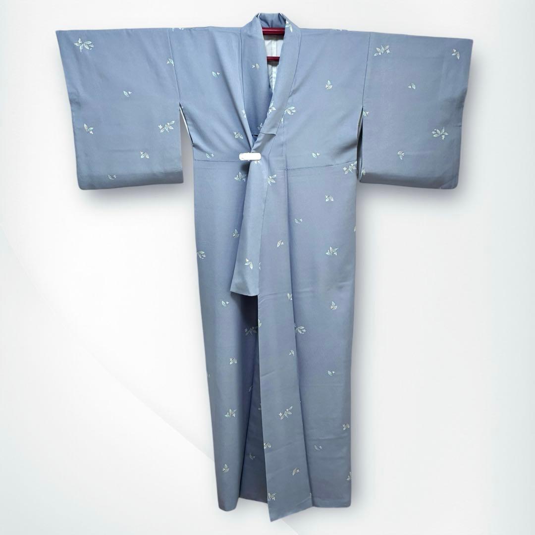 良品✨】東レシルック 洗える着物 飛び柄小紋 浅葱鼠 葉と実 手縫い