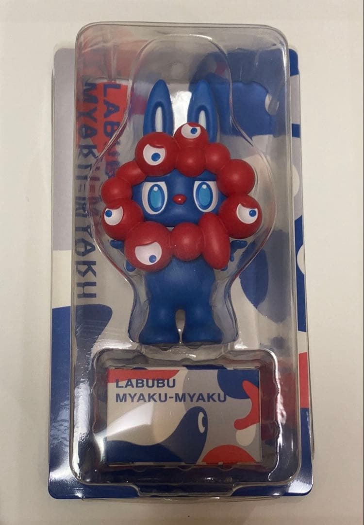 LABUBU MYAKU-MYAKU フィギュア 大阪関西万博限定販売品 若者に爆発的な人気を誇るラブブの限定グッズが大阪・関西万博で販売
