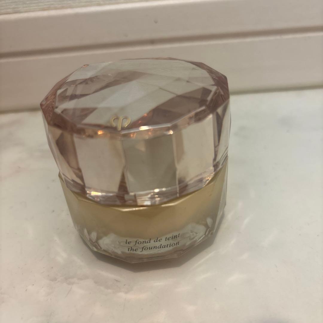 クレ・ド・ポーボーテ ル・フォンドゥタンファンデ ピンクオークル10 クレ・ド・ポー ボーテ / ル・フォンドゥタンn ピンクオークル10の