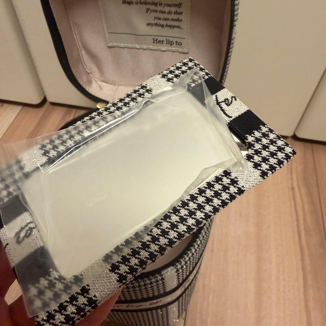 Herlipto Jacquard Vanity Bag Silver - メルカリ