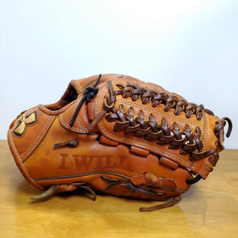 アンダーアーマー 松田宣浩モデル 限定品 高校野球対応 内野用 硬式