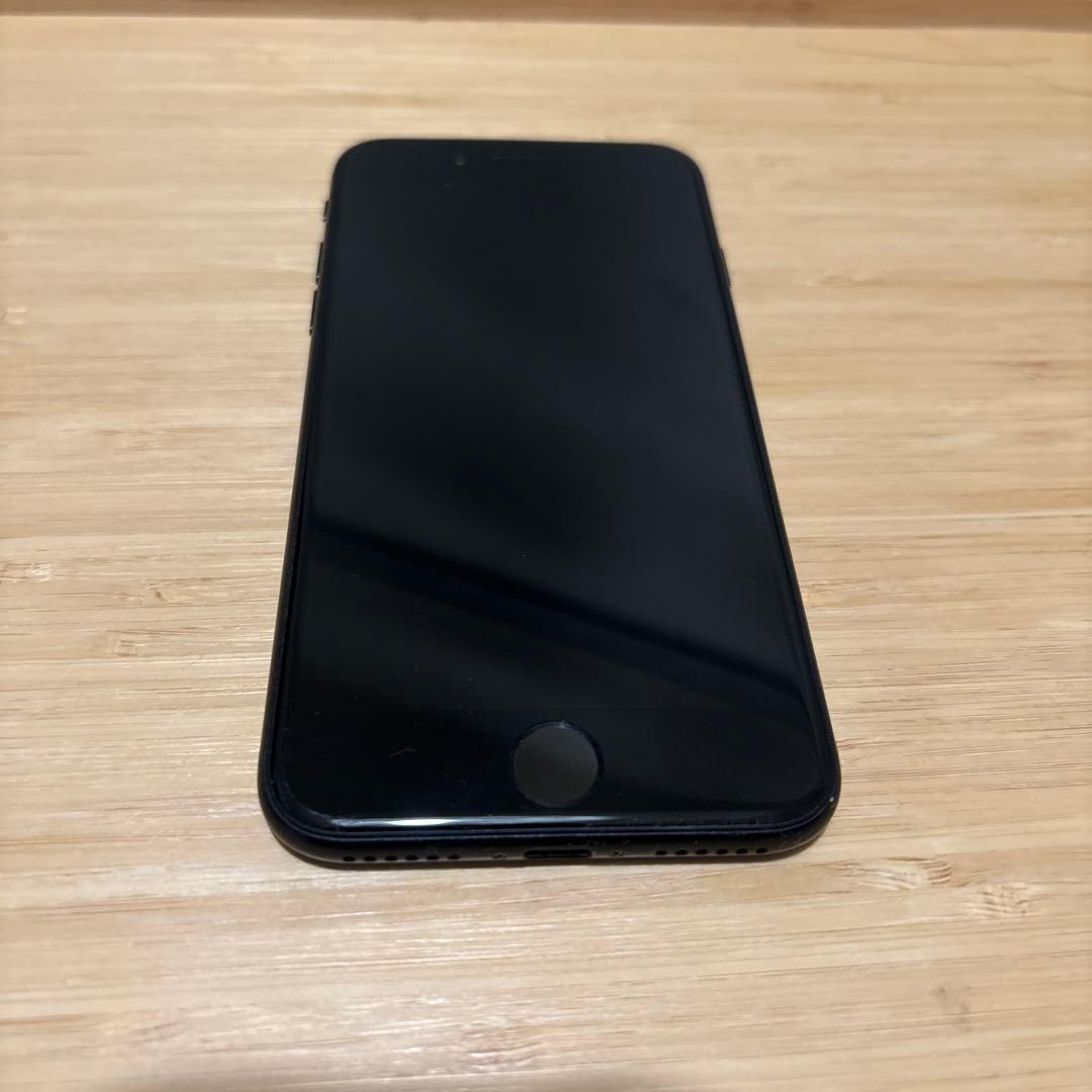 Apple iPhone SE 第二世代　64GB ブラック 本体 Apple iPhone SE 第2世代 64GB ブラック SIMフリー iPhone iPhone SE