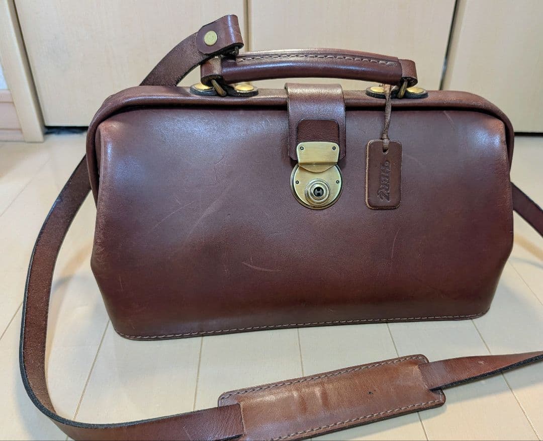 HERTZ ミニドクターバッグ クラシックな本革ミニドクターバッグ / 革鞄のHERZ(ヘルツ)公式通販