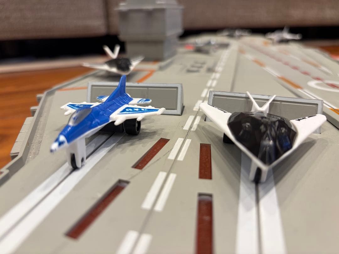 アメリカ 空母母艦モデル 30インチ 音声効果付き