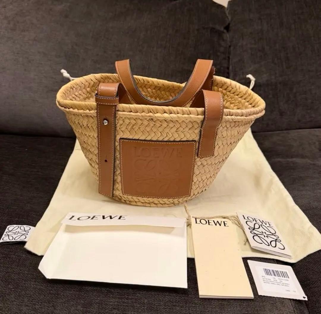 【美品】LOEWE　バスケットバッグ　スモール　ロエベ　かごバッグ　カゴ LOEWE（ロエベ） かごバッグ SMALL ANAGRAM BASKET A223P65X01