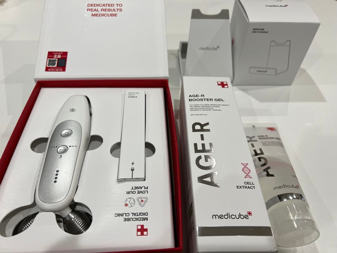 メディキューブEMS AGE-R ジェル付き　美顔器 AGE-R専用ジェルセラム｜MEDICUBEの使い方を徹底解説 - ＼入荷のたびに
