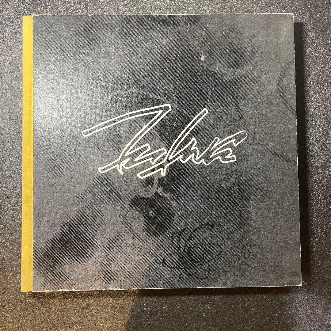 Futura（Futura2000）作品集　KENZO NIGO KENZO×FUTURA 2000 @kenzo @futuradosmil ⁡ 「KENZO」では2025年秋冬