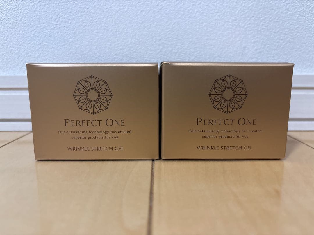 パーフェクトワン薬用リンクルストレッチジェル 50g 2個セット 楽天市場】【公式】【2個セット】【単品＋詰め替え1個】パーフェクト