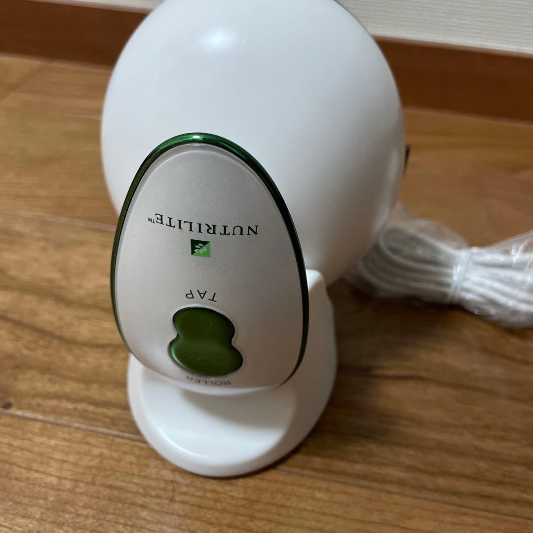 ヘッドスパニュートリライトヘッドマッサージャー