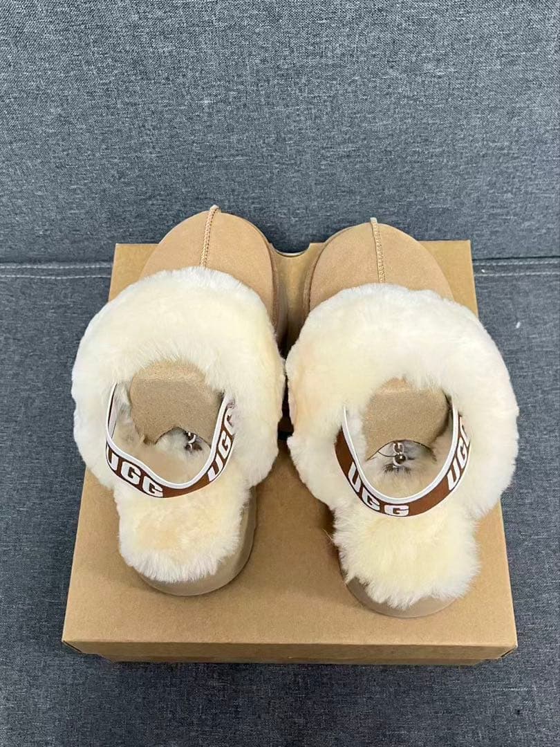 UGG ムートンブーツ ベージュ プラットフォームスリッパ 23.5cm