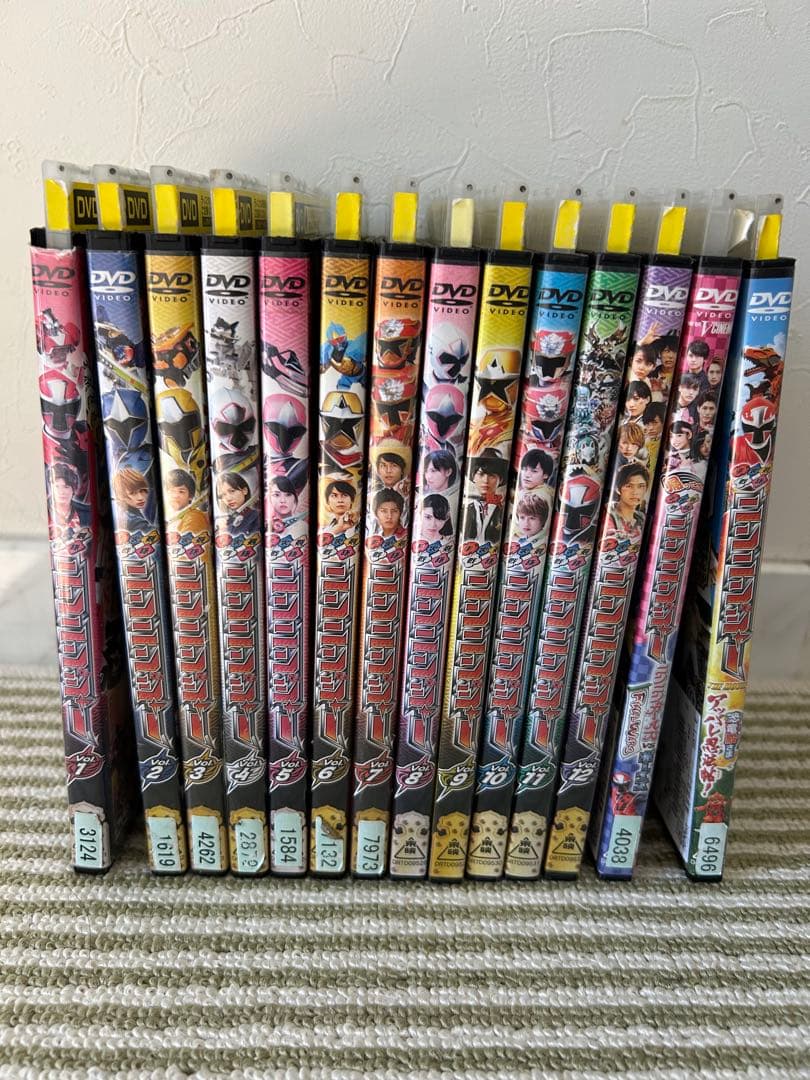 「手裏剣戦隊ニンニンジャー」DVD全14巻セット 手裏剣戦隊ニンニンジャー DVD全巻セット 合計14枚 TV本編+SP+映画