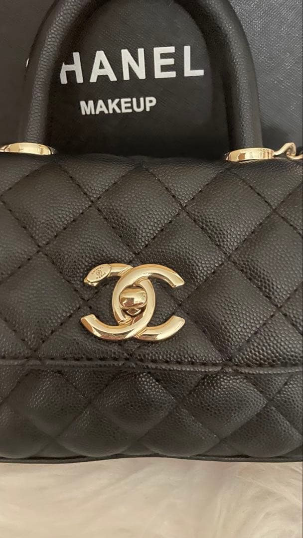CHANEL ミニココハンドルシャネルノベルティバッグ - メルカリ