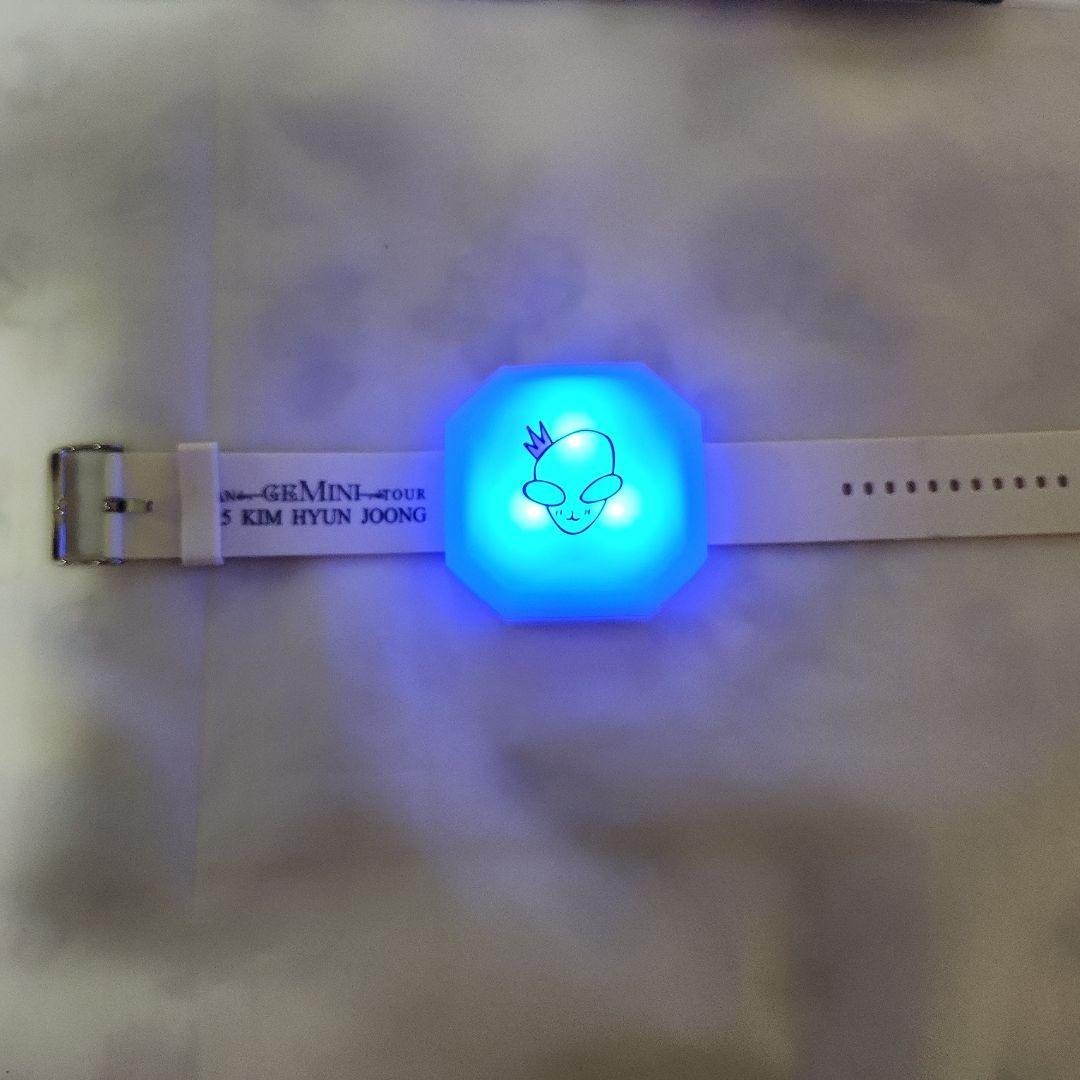 キムヒョンジュン 2015 GEMINI TOUR 腕時計型 ペンライト - メルカリ