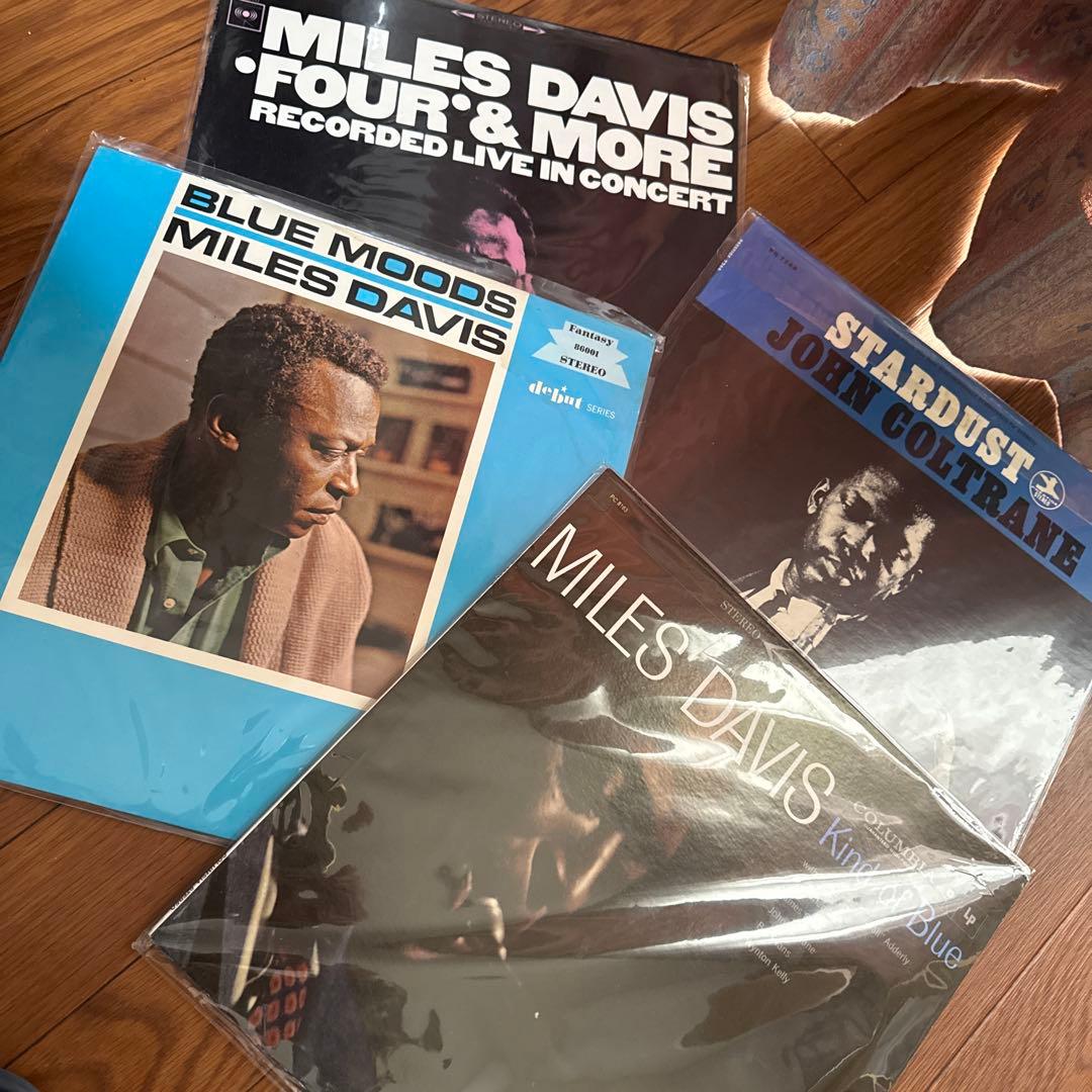 LP米盤4枚写真参照 マイルスデイビス3枚他 JOHN COLTRAN1枚 Amazon.co.jp: Best of Miles Davis & John Coltrane: ミュージック