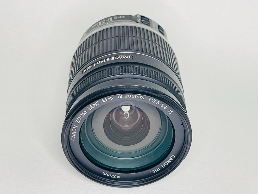 美品★Canon EF-S 18-200mm f/3.5-5.6 IS キヤノン