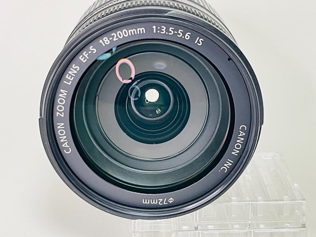 美品★Canon EF-S 18-200mm f/3.5-5.6 IS キヤノン