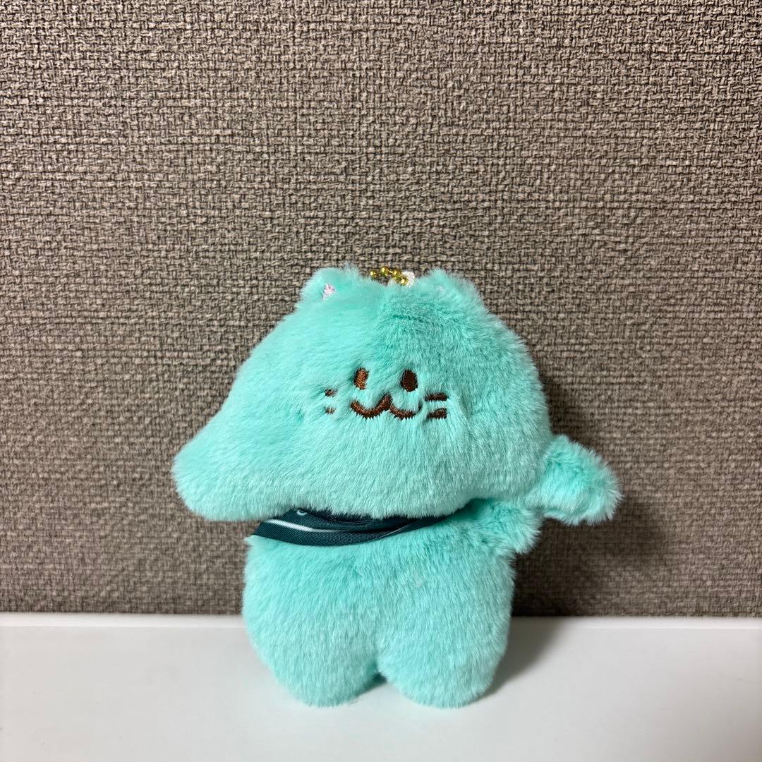 ミントグリーン 猫キャラクター キーホルダー - メルカリ