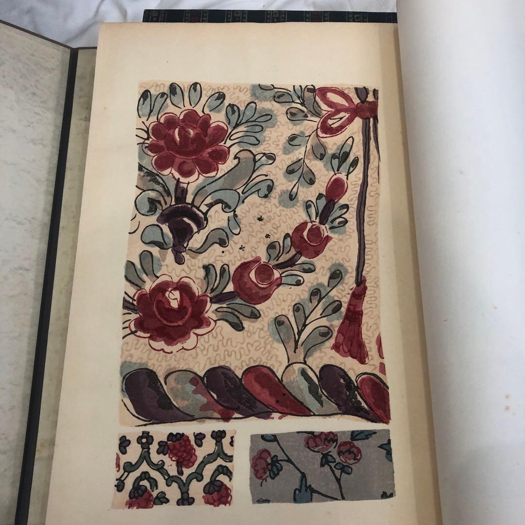 お値下げいたします。とても貴重な一冊です、。染め　更紗　見本全集