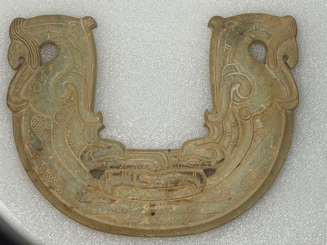 古玉 翡翠製 彫刻 ネックレス手彫り 天然石 古玩 両面彫刻 玉璧 ひすいジェダイト鯉精工彫刻木綿紐ネックレス天然石ミャンマー産本翡翠