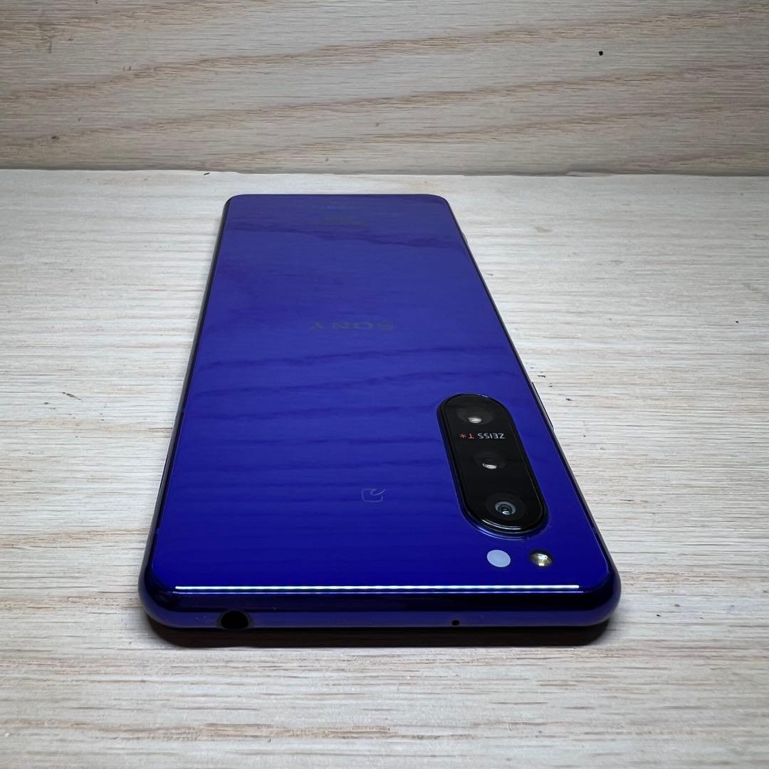 Luis様SONY Xperia 5 II SO-52A 本体 E125 Sony Xperia 5 II SO-52A DOCOMO Gray 128GB/8GB Smartphone very good