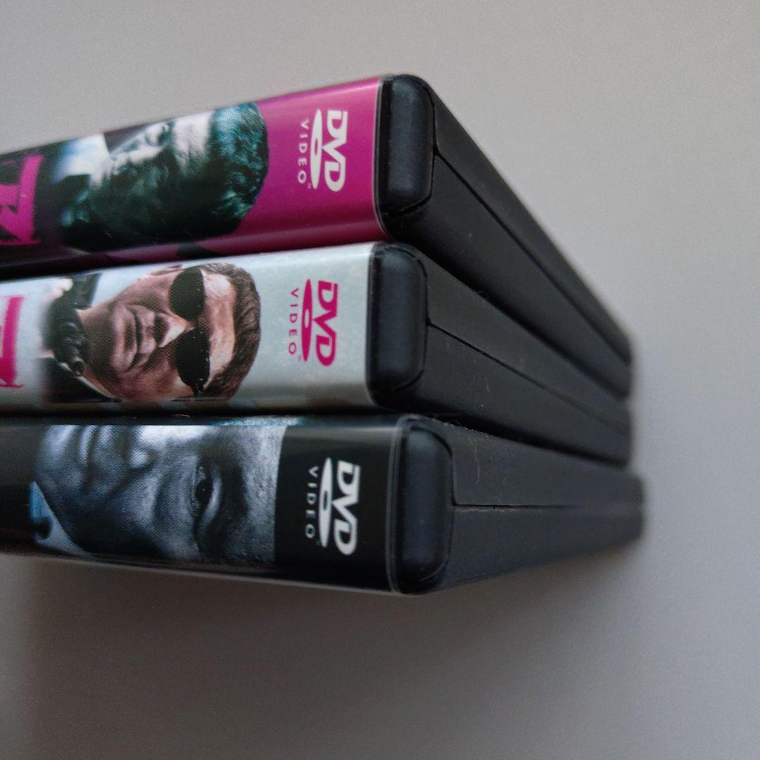 アウトレイジ　DVD　3枚セル版美品です　ゆうパケットポスト