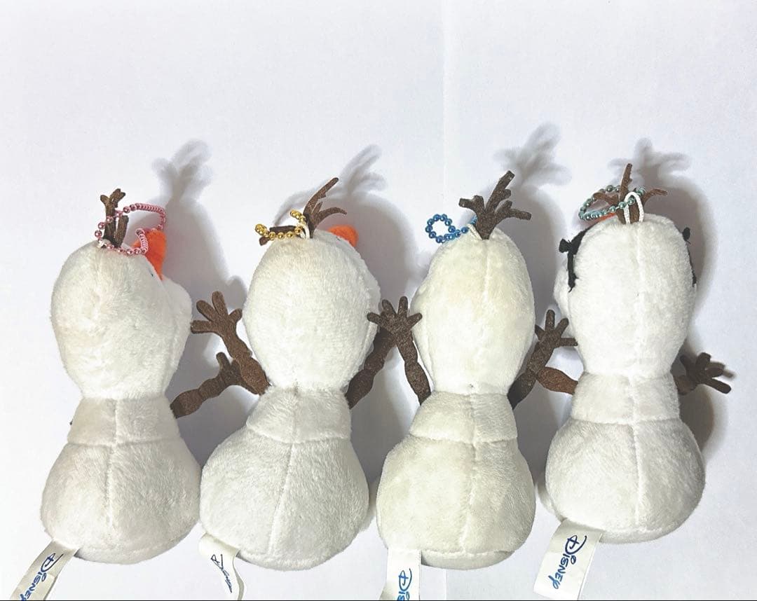 ディズニー アナ雪 オラフ ぬいぐるみ 4体セットOlaf - メルカリ
