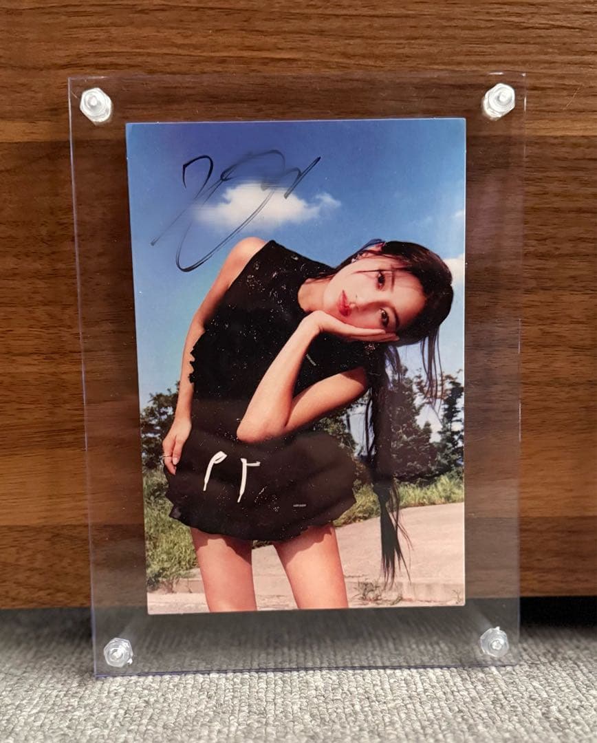 TWICE strategy 直筆サイン ジヒアメリカ限定 - メルカリ