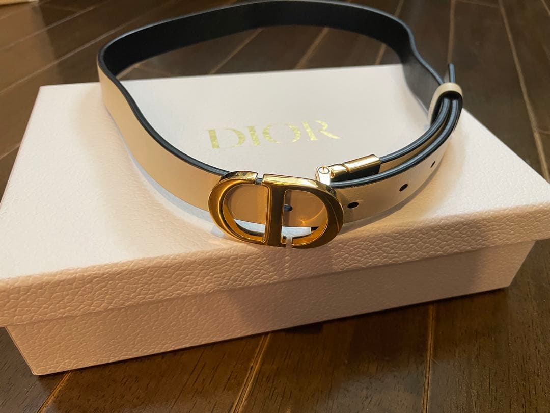 DIOR リバーシブル　ベルト DIOR リバーシブル ベルトストラップ & CD Icon ベルトバックル (Dior