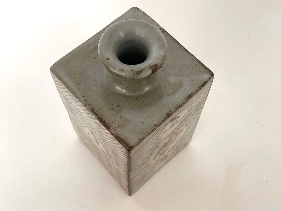 陶芸家 人間国宝 島岡達三 象嵌赤絵 方壺 角瓶 花瓶 花入 縄文