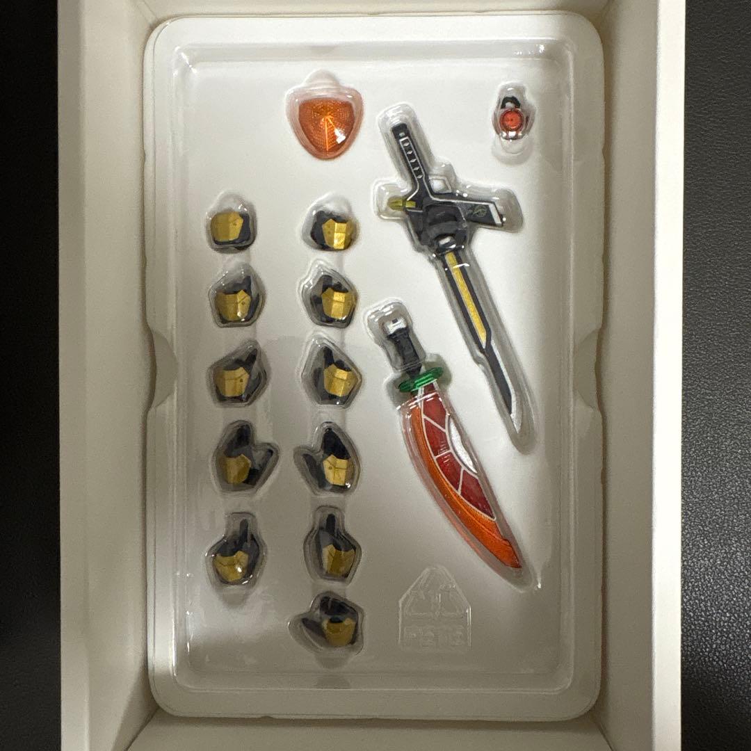 コ*ン様 S.H.Figuarts（真骨彫製法） 仮面ライダー鎧武 バロン　セッ