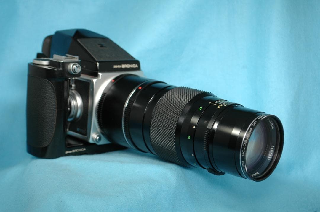 ZENZA BRONICA ETR 《動作品》