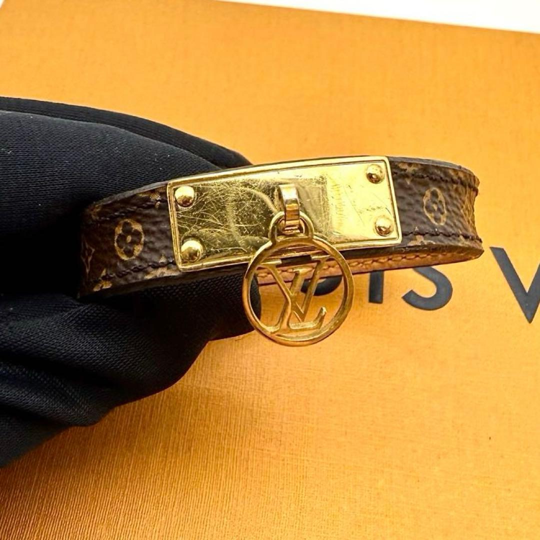 浅川梨奈 チェキ 赤いビキニのチェキ写真