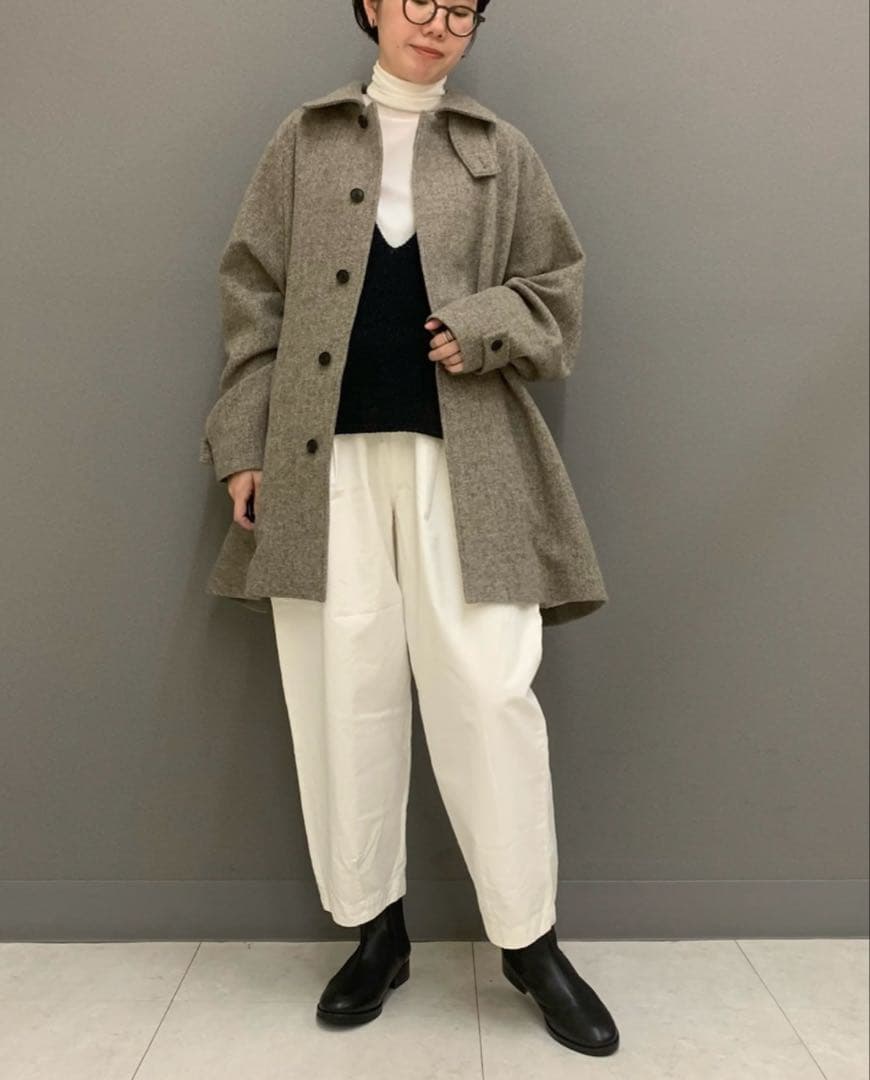 新品タグ付 かぐれ ヘリンボンウールショートコート ベージュ 今季完売