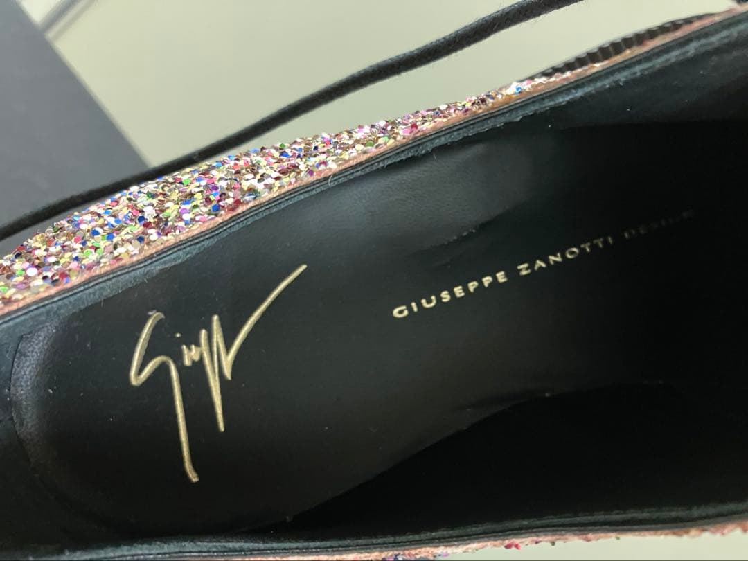 〓GIUSEPPE ZANOTTI×PEACEMINUSONE〓 グリッター 靴 - メルカリ