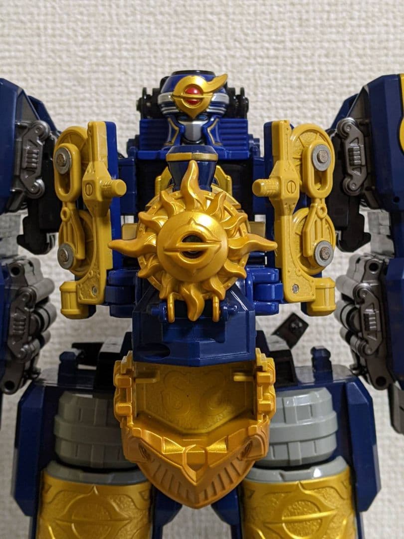 魔法戦隊マジレンジャー 魔法鉄神DXトラベリオン - メルカリ