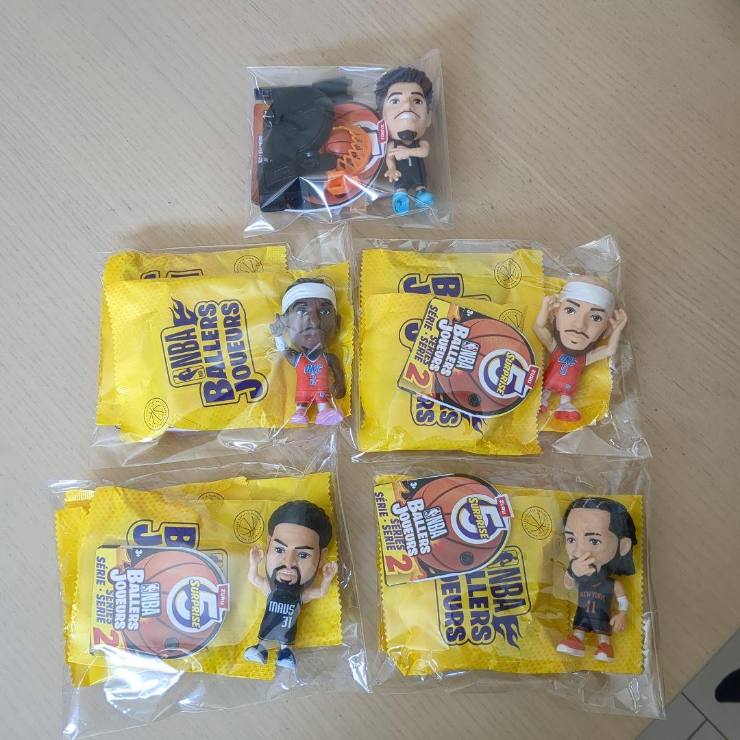 ZURU 5サプライズNBA BALLERS 　レア5体セット ZURU 5 サプライズ NBA Ballers シリーズ 2 公式 NBAコレクタブル