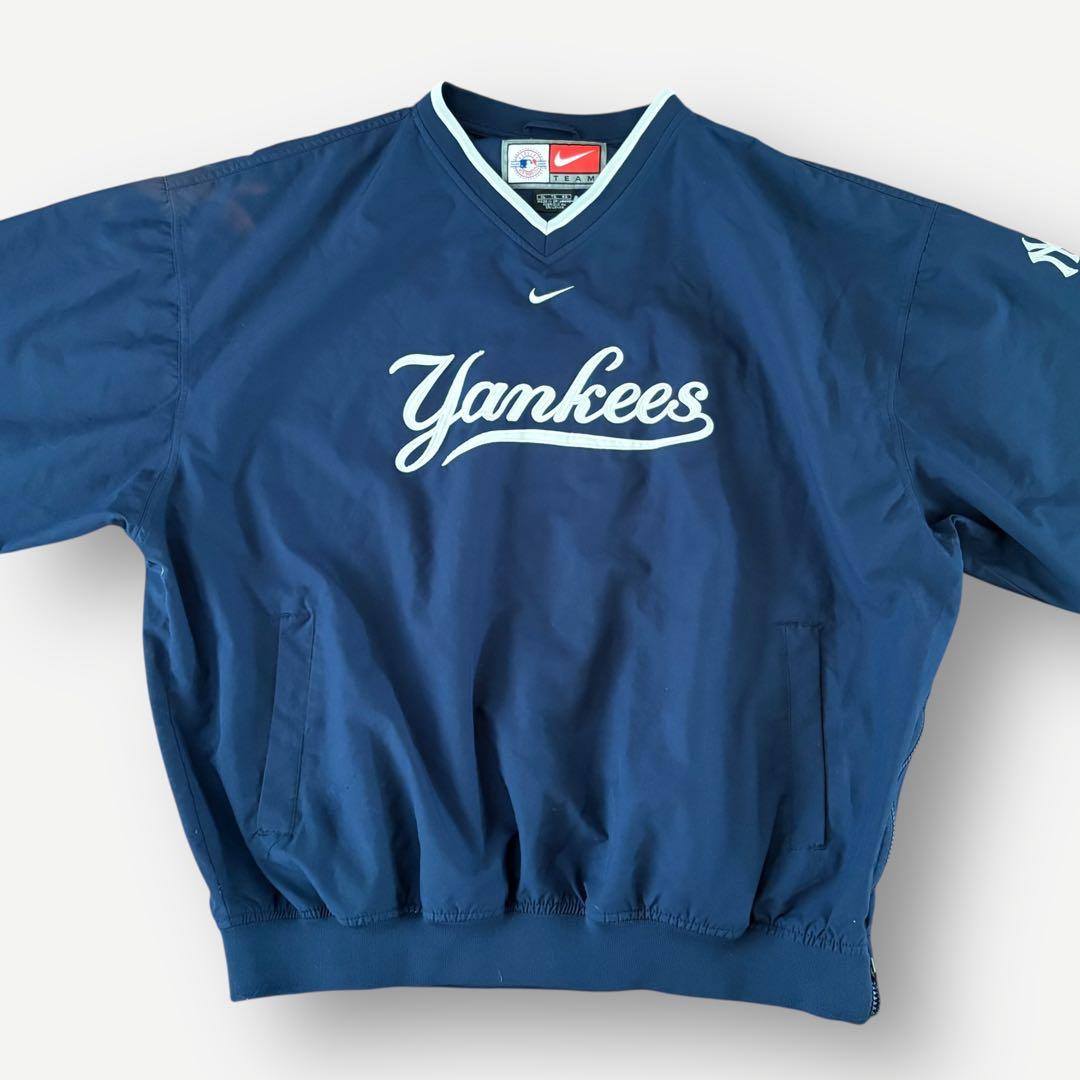 00s古着】ニューヨークヤンキース ナイキ製 オフィシャルナイロンプル