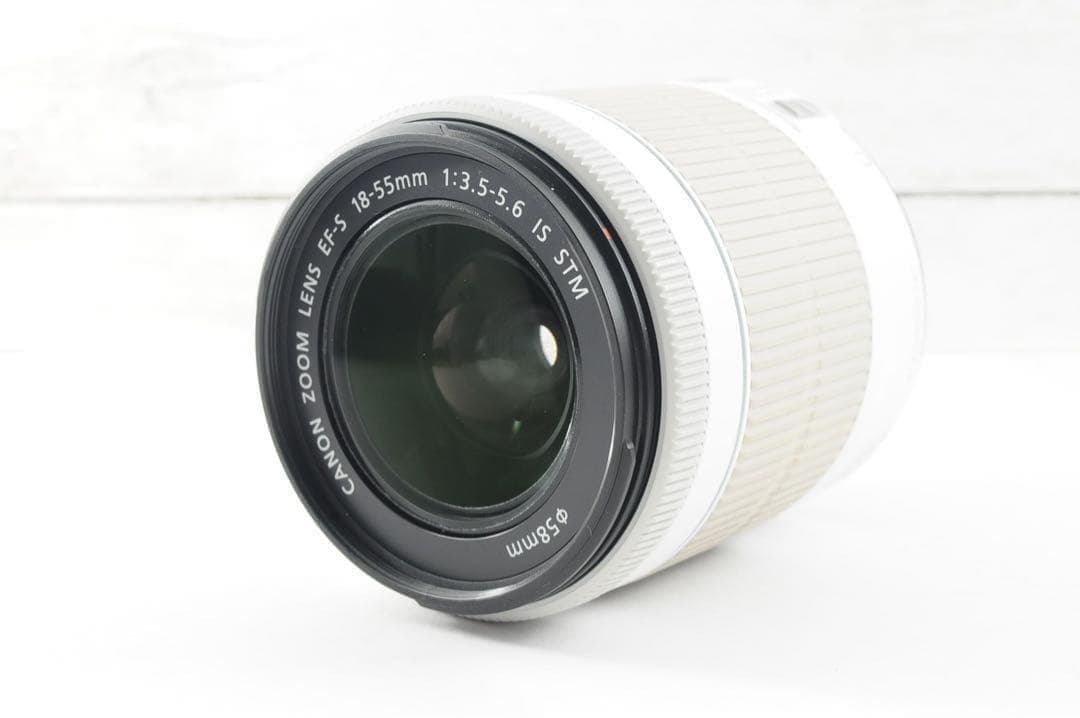 ❤️人気ホワイト❤️スマホ転送❤️Canon kiss X7 - メルカリ