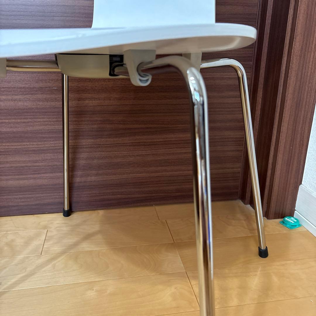 貴重】Fritz Hansenアントチェア2008年製 2脚 座面接着補修済 - メルカリ