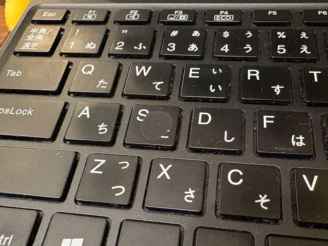 Windowsノート本体 NEC VH-5 m3-8100Y 4.1GB m.2 128GB