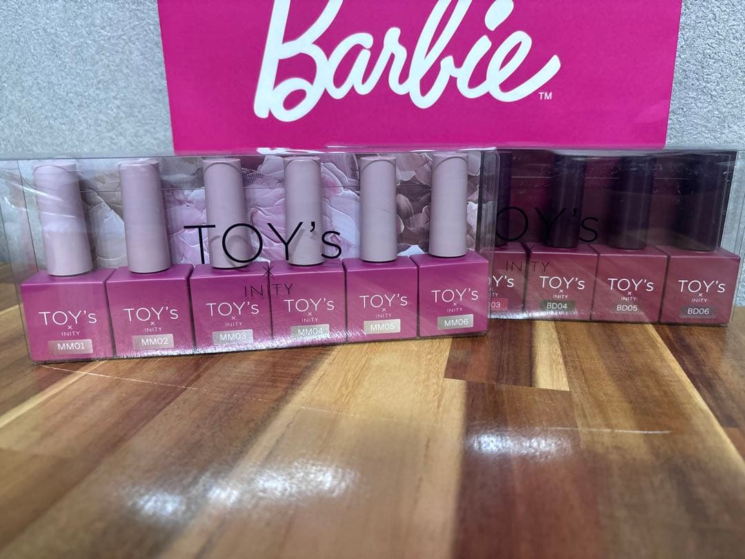 先行販売 ジェルネイルおまけ　モナムール　新品未使用　トイズバイアイニティ TOY's × INITY モナムールマグ 7ml 全6色 T-MM01~06 マグネットジェル