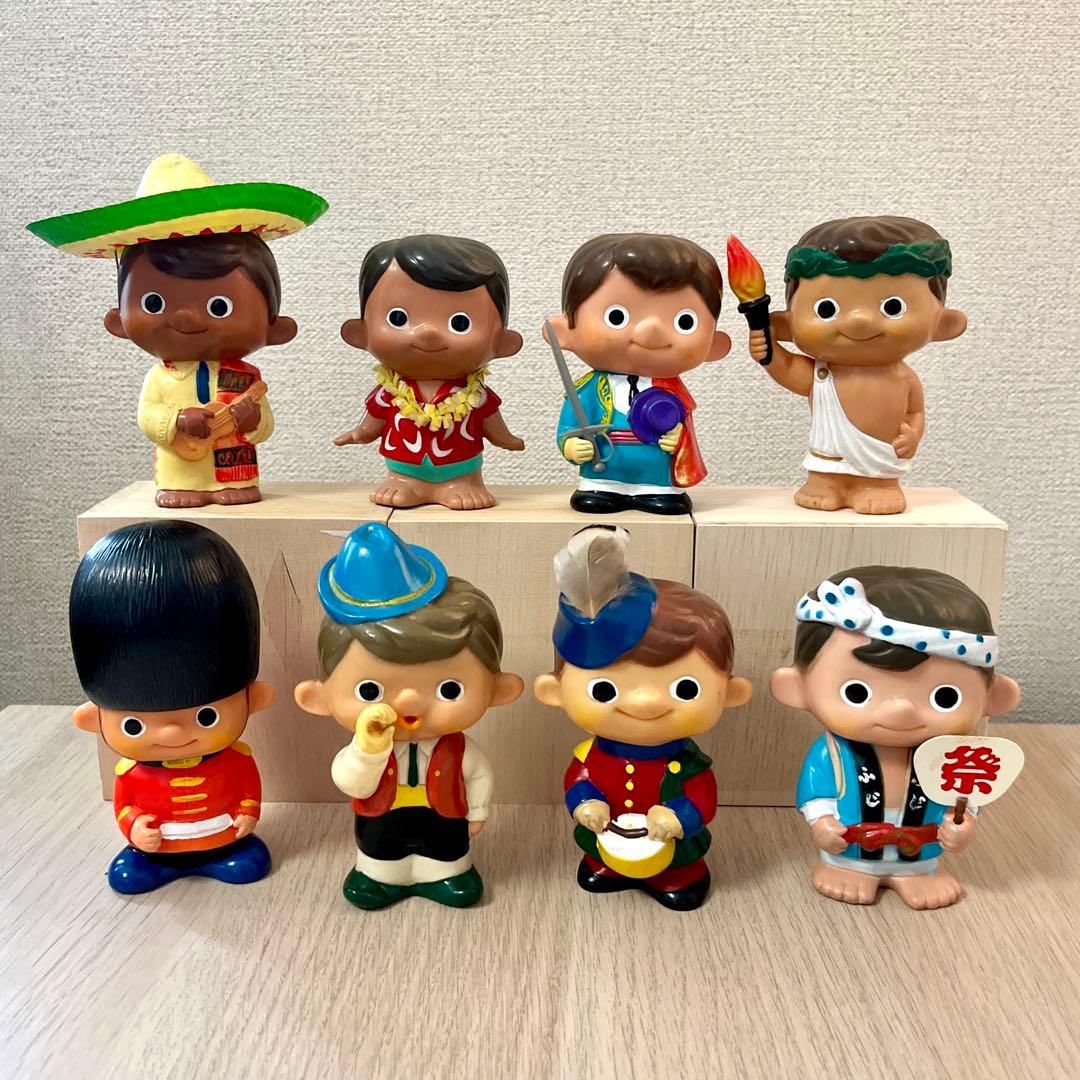 昭和レトロ 当時物 富士銀行 ソフビ 貯金箱 8個 - メルカリ