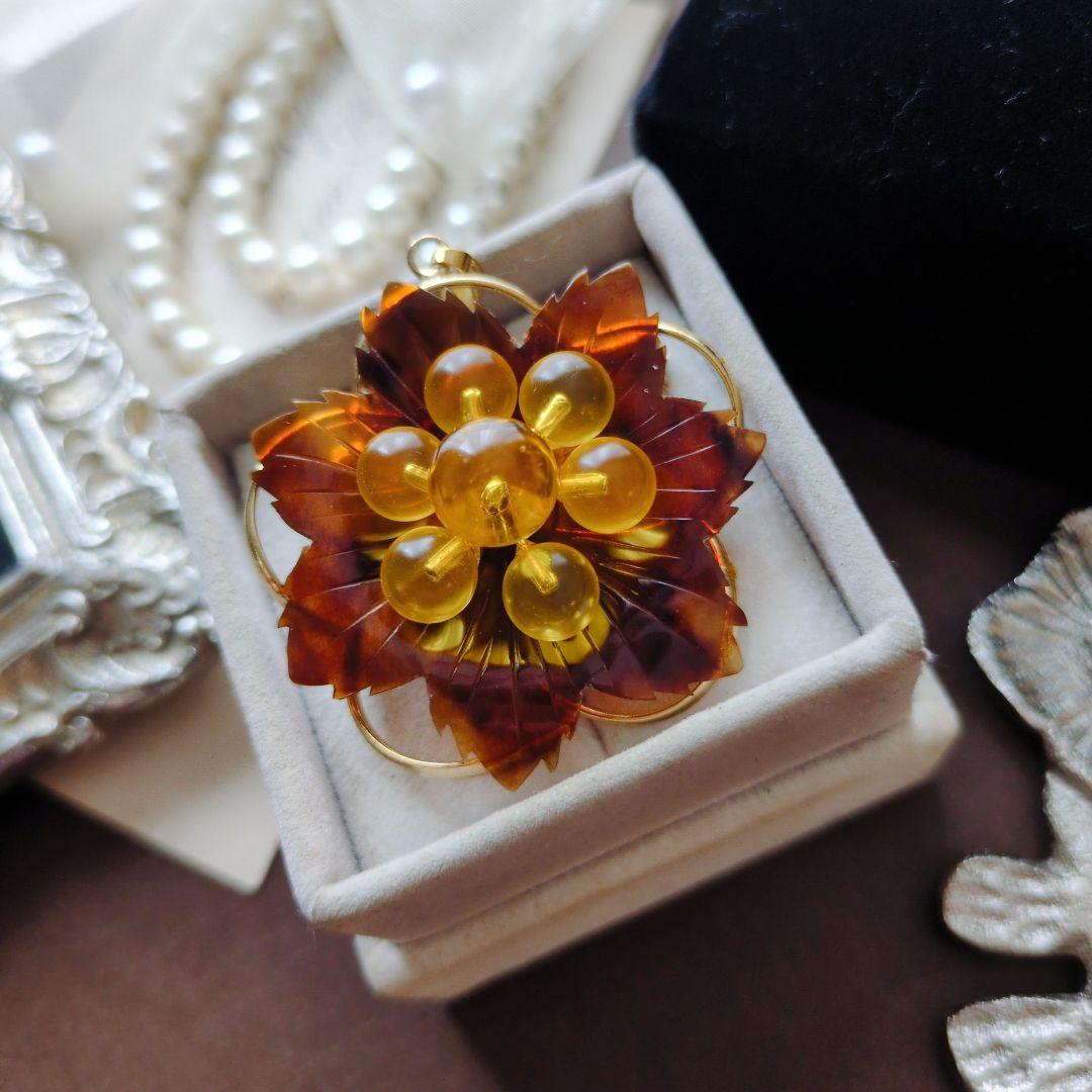 本鼈甲 ラクト珠 べっ甲細工 フラワー ブローチ ペンダント ゴールド