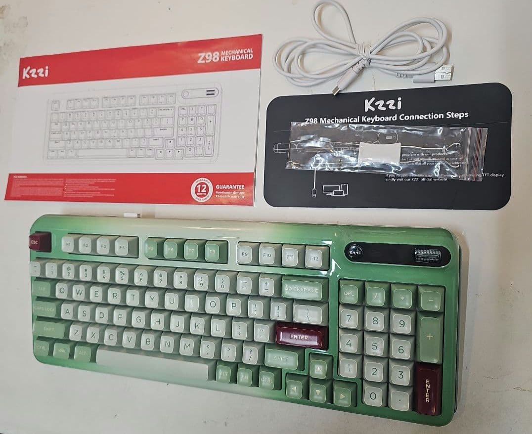 【美品】Kzzi Z98 メカニカルキーボード 抹茶グリーン ガスケット搭載 Kzzi