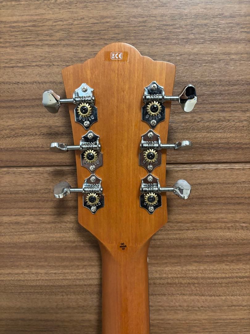 最終価格 GUILD OM-240CE NT - メルカリ