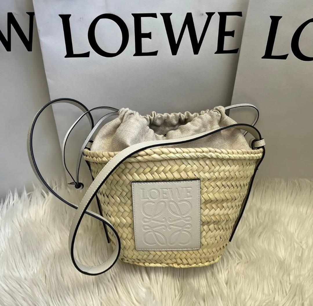 LOEWE かごバッグ ナチュラル　ヤシの葉 バスケットバッグ（ヤシの葉&カーフ） ベージュ - LOEWE Japan